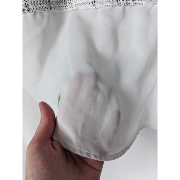 Elle Blouse Women's M White Plaid 3/4 Sleeve Mock Layer Keyhole Back Ruffle - Picture 7 of 9